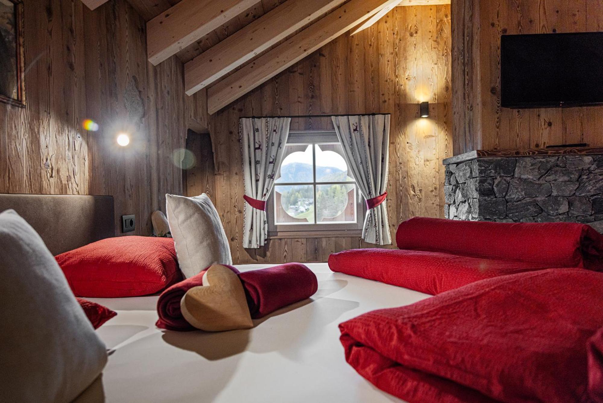 Farm Chalet Jusciara Badia Kültér fotó